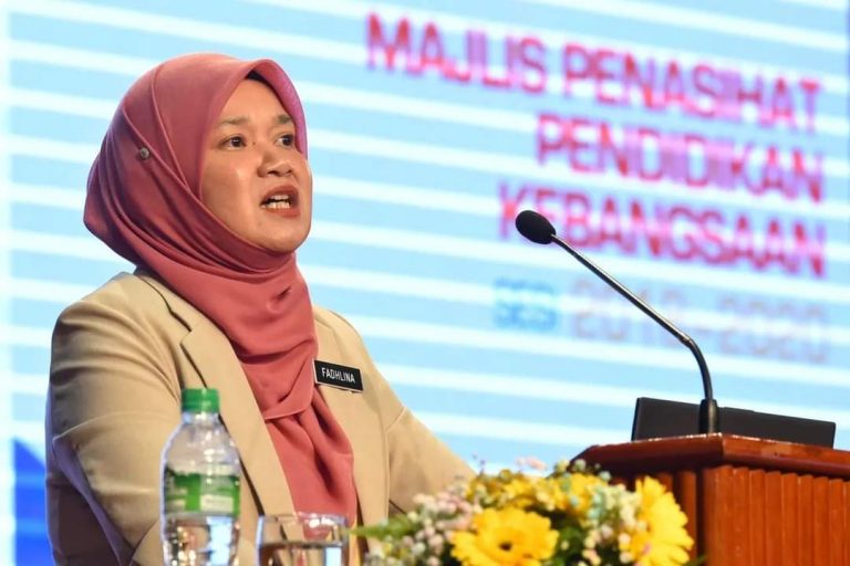 Beban Guru Menjadi Unjuran Keutamaan Saya