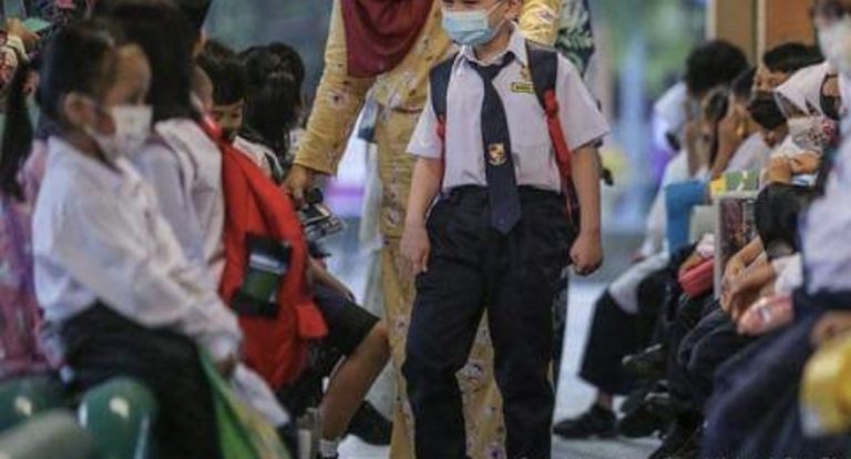 Duit Bantuan Awal Persekolahan (BAP) Dilarikan Penjenayah