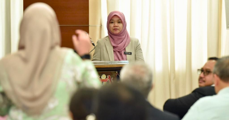 Tiada kelas akademik pada minggu pertama sesi persekolahan