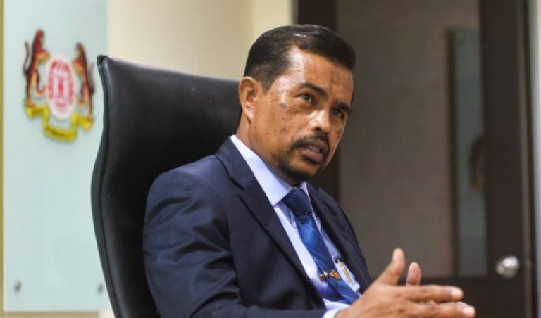 Cuepacs cadang gaji minimum penjawat awam RM1,800