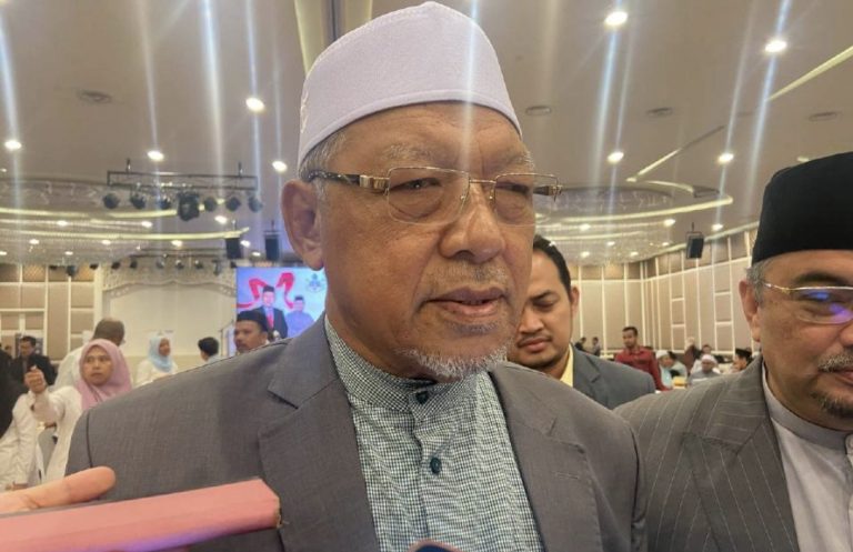 Kelantan Cuti Ahad 13Hb