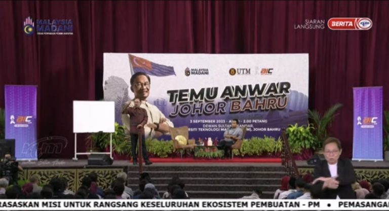 Tangga Gaji Penjawat Awam Akan Diselaras: Belanjawan 2024
