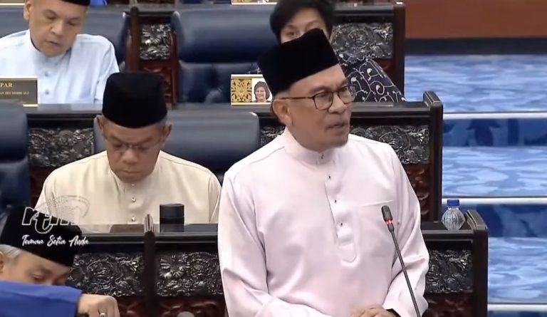 RM2000 UNTUK PENJAWAT AWAM, RM1000 UNTUK PESARA