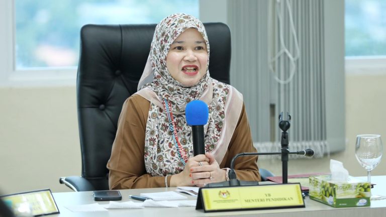 KPM ucap takziah kepada keluarga Pelajar meninggal ketika merentas desa