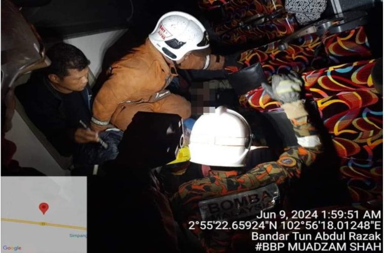 Dua Maut dalam Kemalangan Bas Rombongan Guru dengan Treler